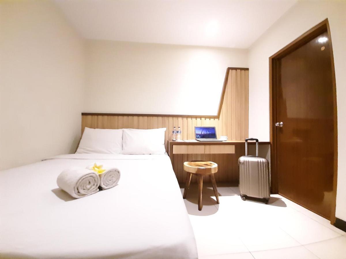 Hotel Pantes Kota Lama سيمارانغ المظهر الخارجي الصورة