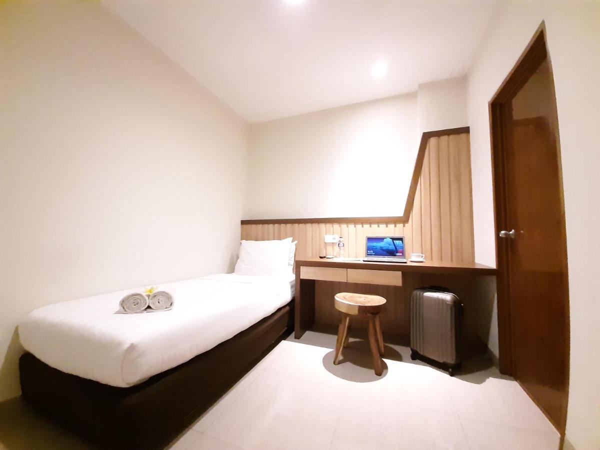 Hotel Pantes Kota Lama سيمارانغ المظهر الخارجي الصورة
